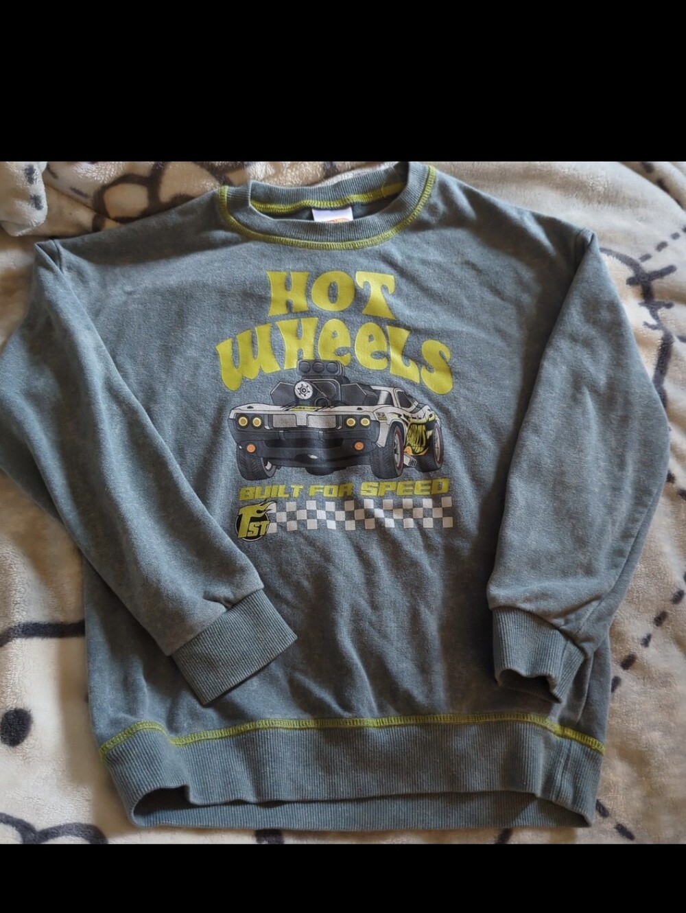 Hot Wheels Sweatshirt & Sweatpants Outfit